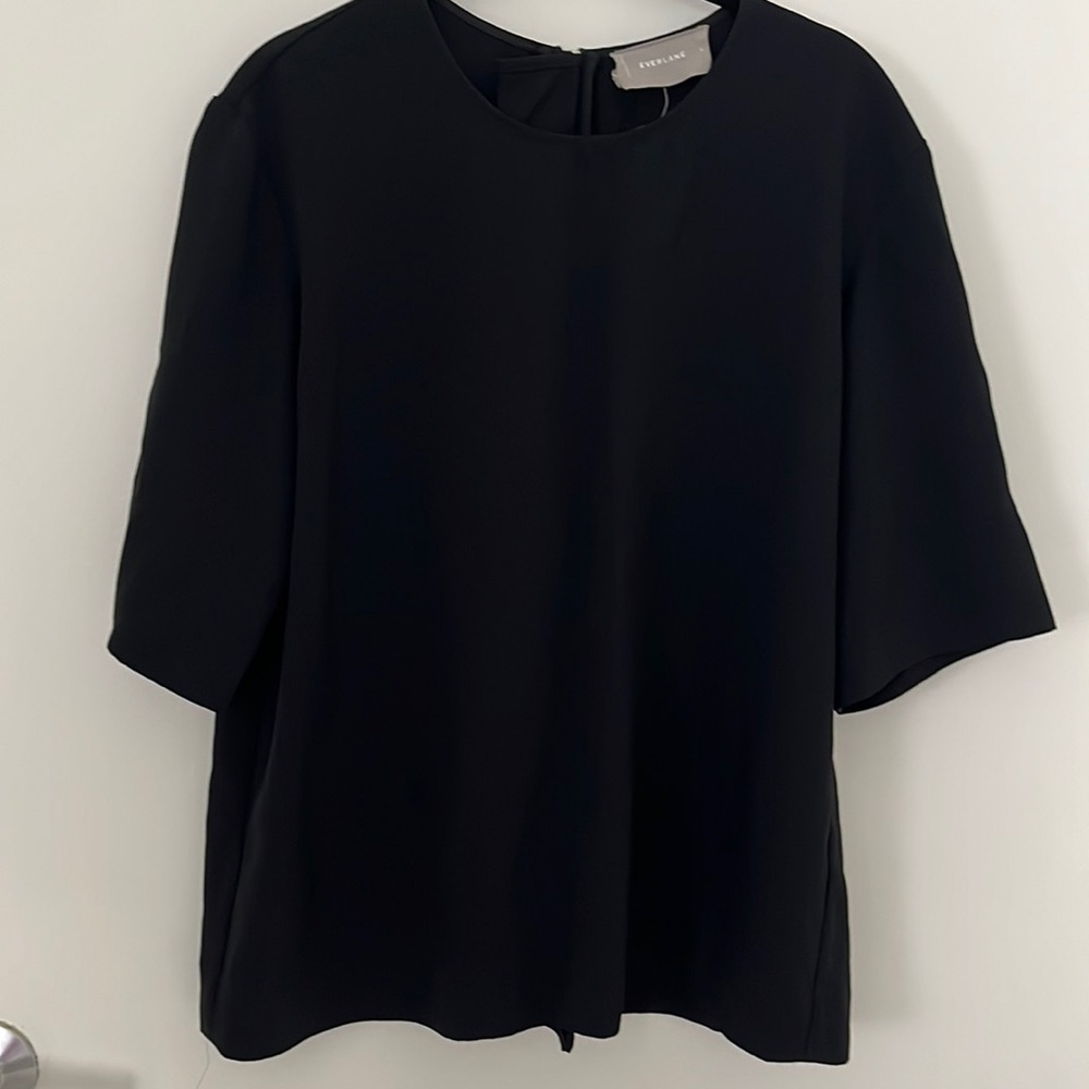 Everlane shirt size 6